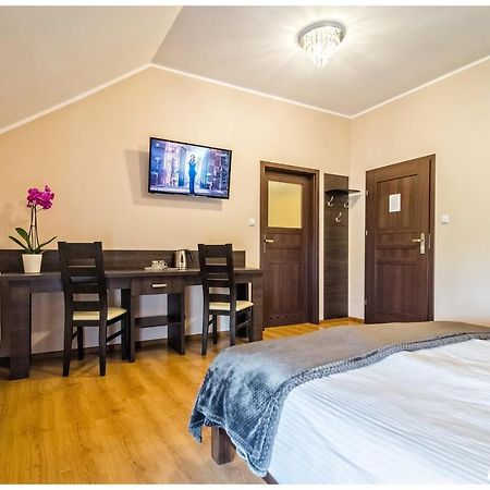 Hotel Warka Bagian luar foto